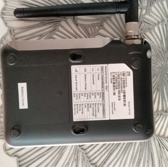 AT&T Wireless Home Phone Base Station ZTE WF720 Unit + Battery - TESTED - Picture 4 of 4